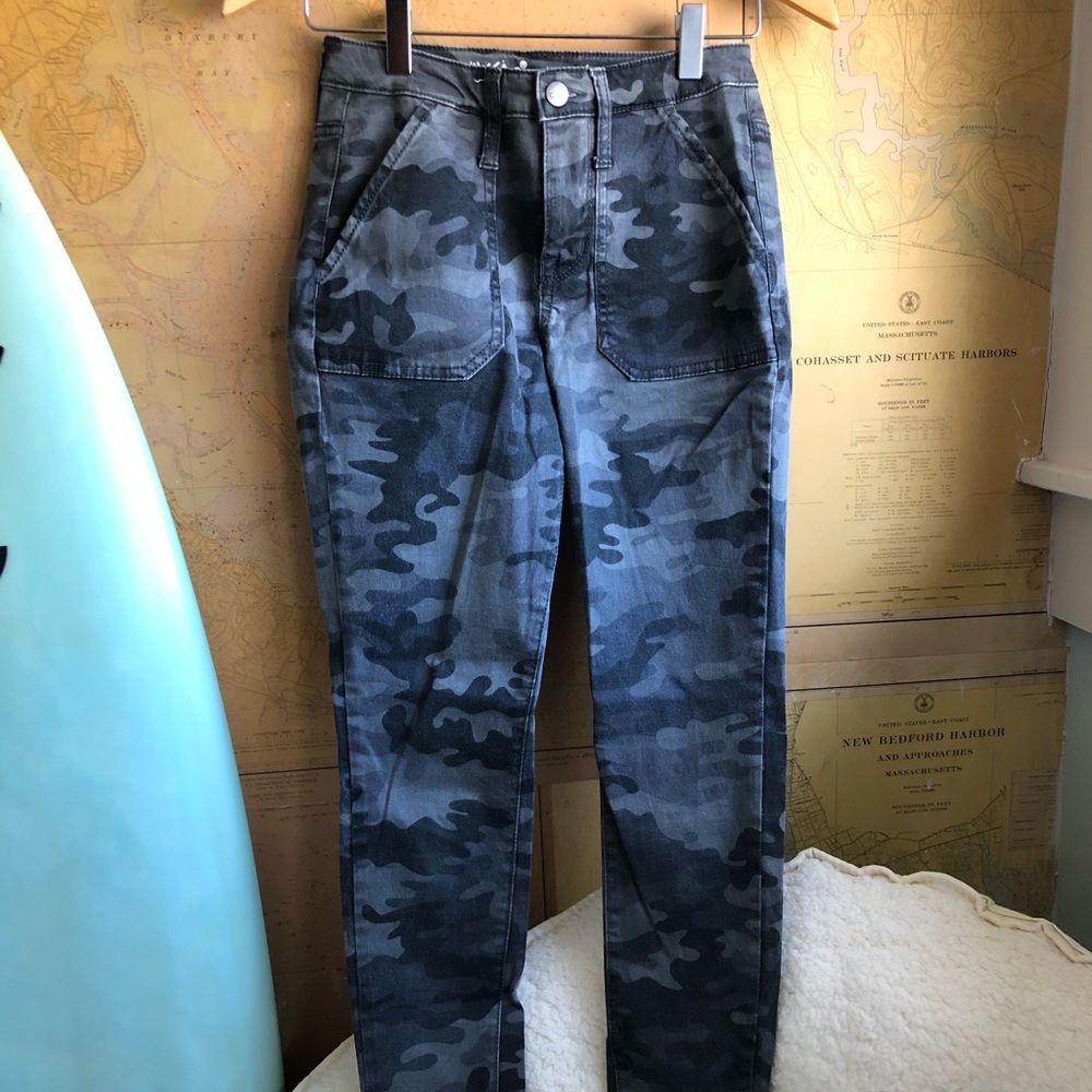 Grey/Black camo jeans